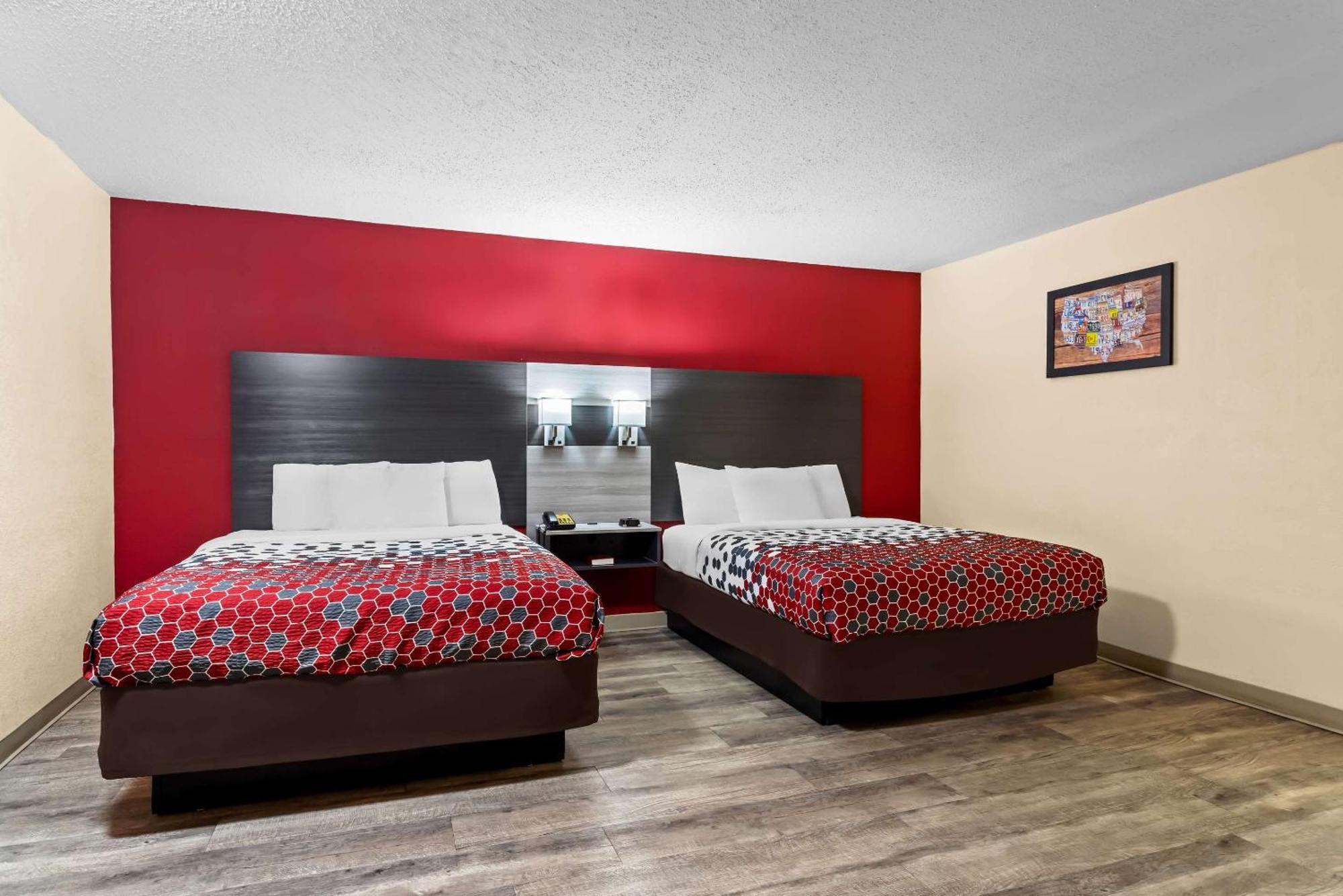 Econo Lodge Inn & Suites Santa Rosa Exterior photo
